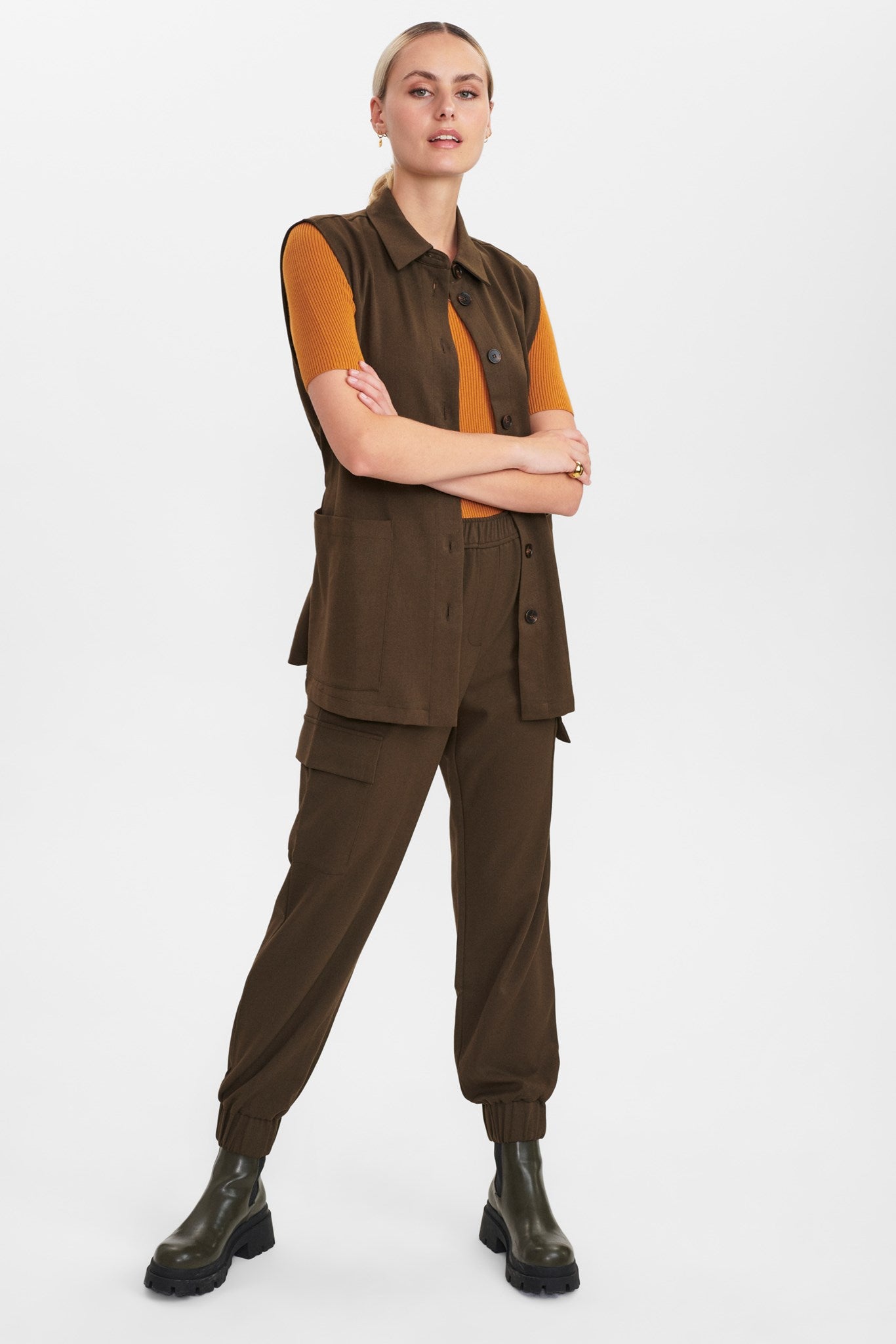701165-5538_3.jpg