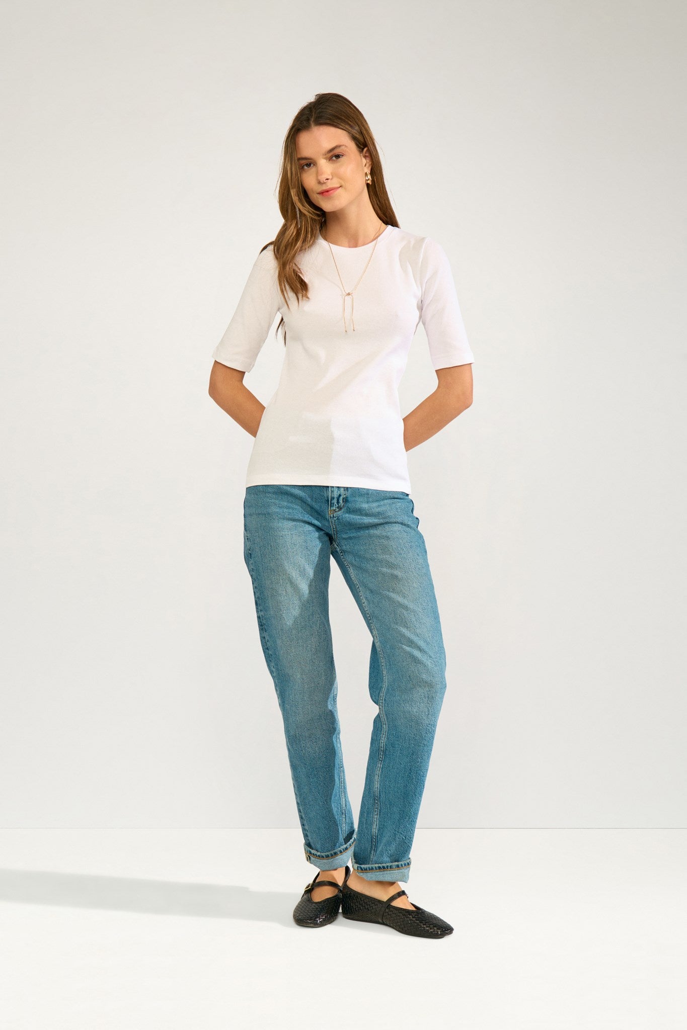 704375 9000 3